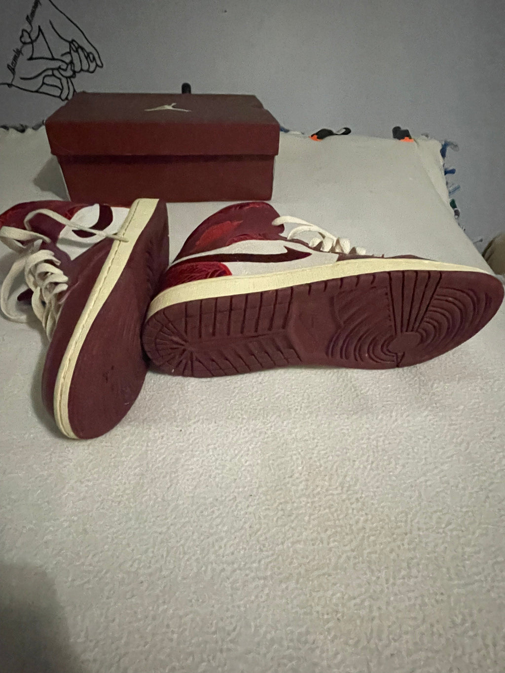 Air Jordan 1 Mid SE – Team Red / University Red-Sail (W)
